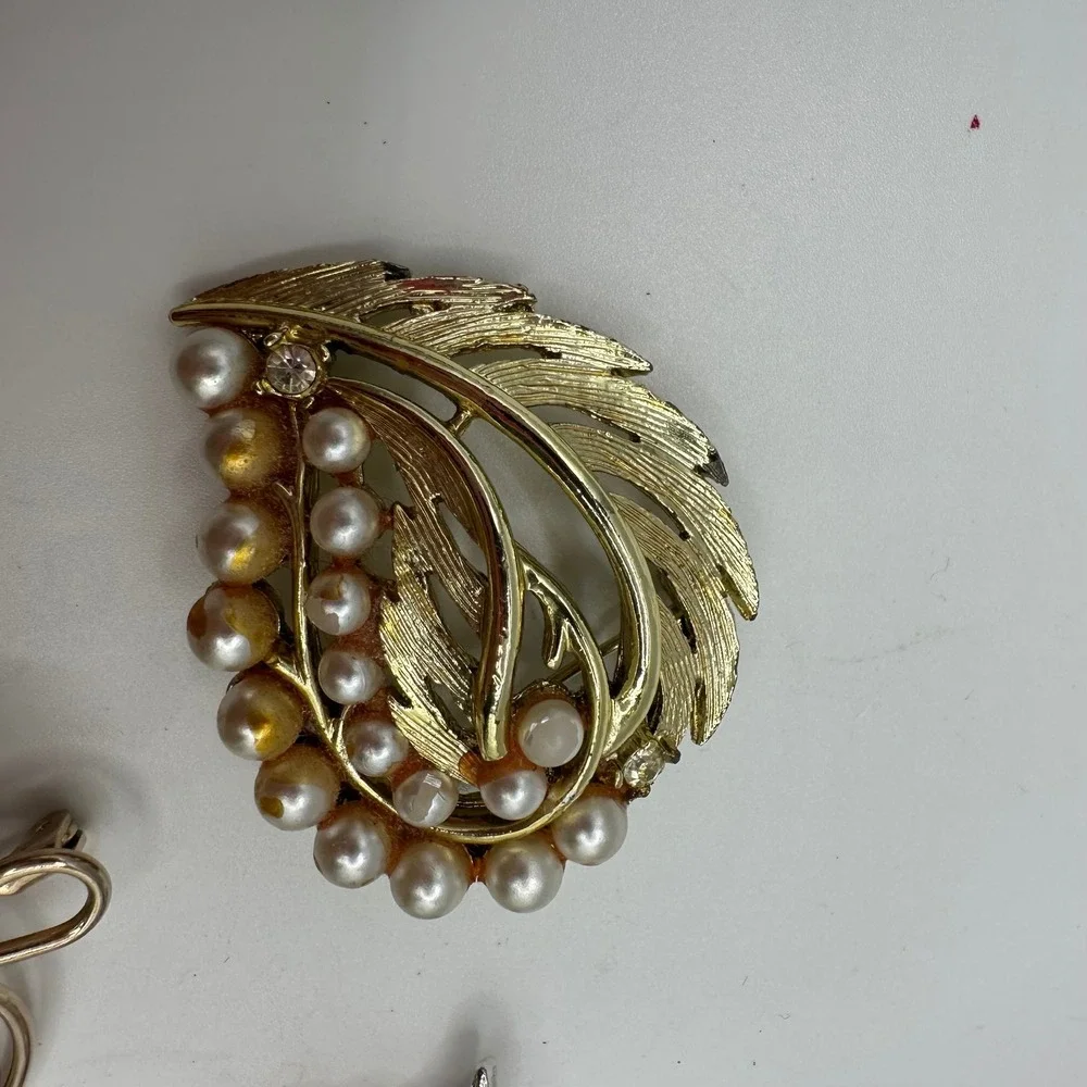 VTG Brooch Lot 3 Faux Pearl Rhinestone Gold Silver Tone Leaf Floral Pins Wedding